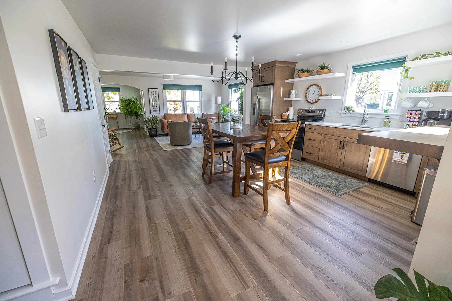 Kitchen floor with LVP